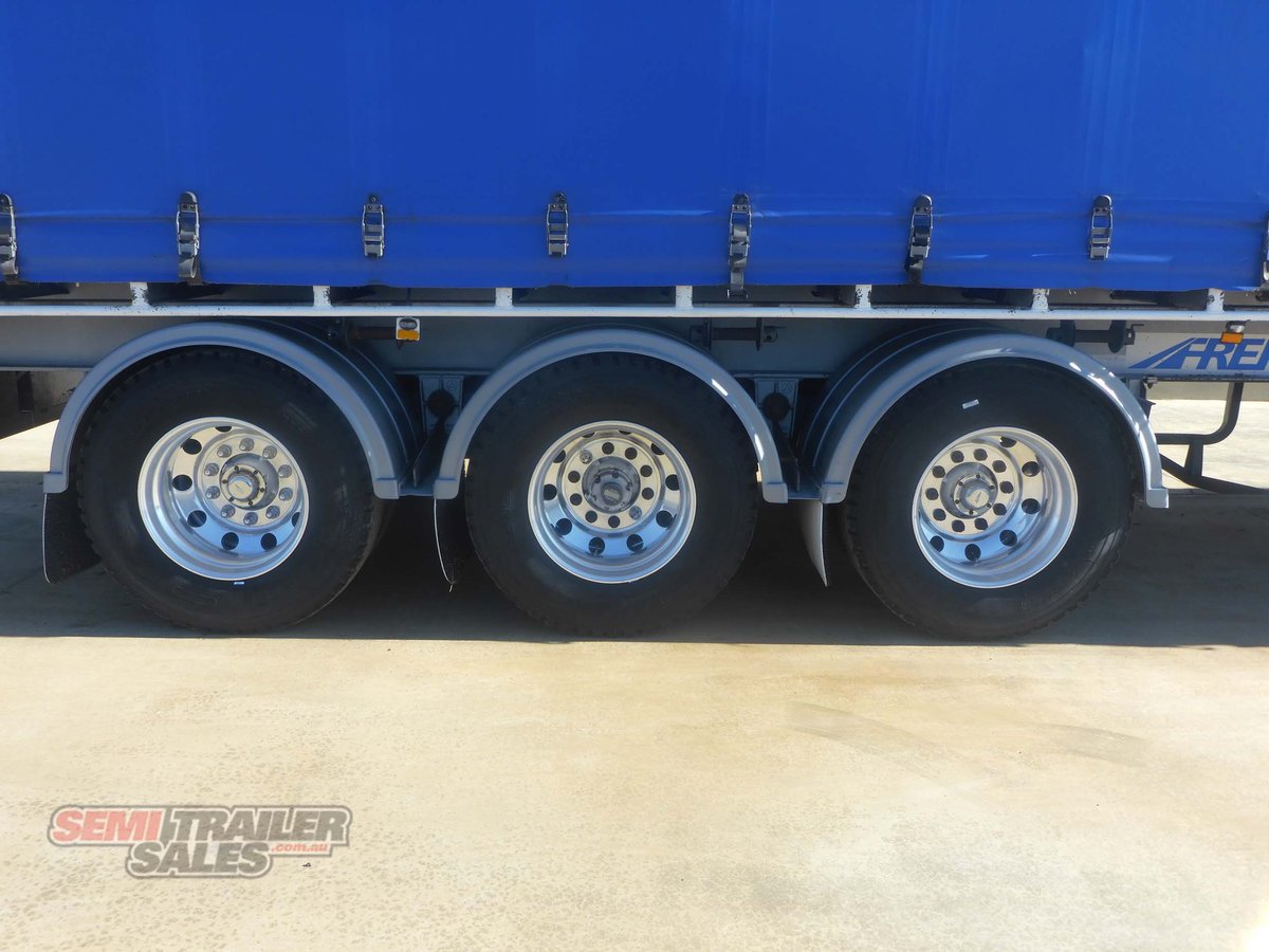 FREIGHTER CURTAINSIDER TRAILER