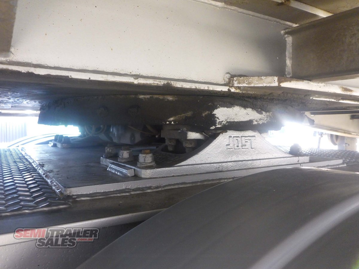 FREIGHTER CURTAINSIDER TRAILER