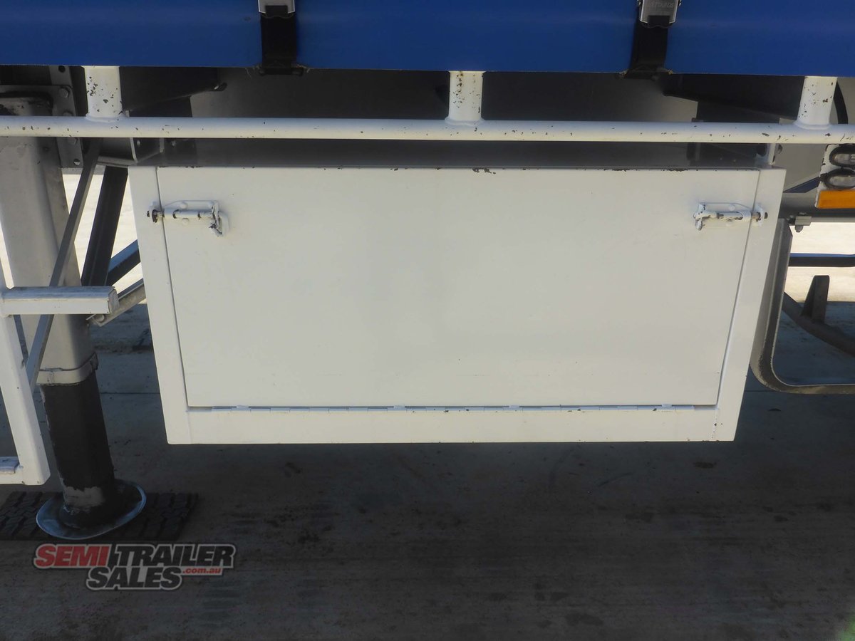 FREIGHTER CURTAINSIDER TRAILER