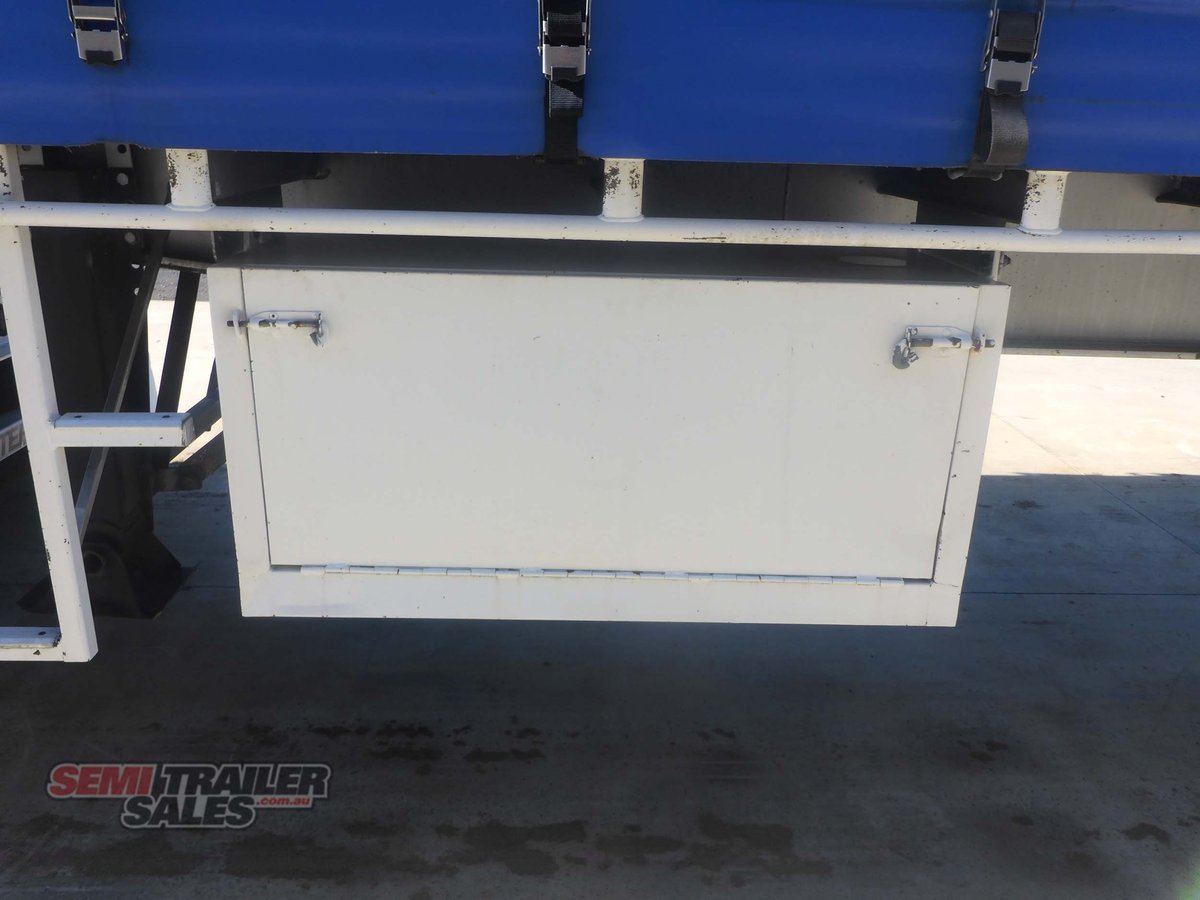 FREIGHTER CURTAINSIDER TRAILER