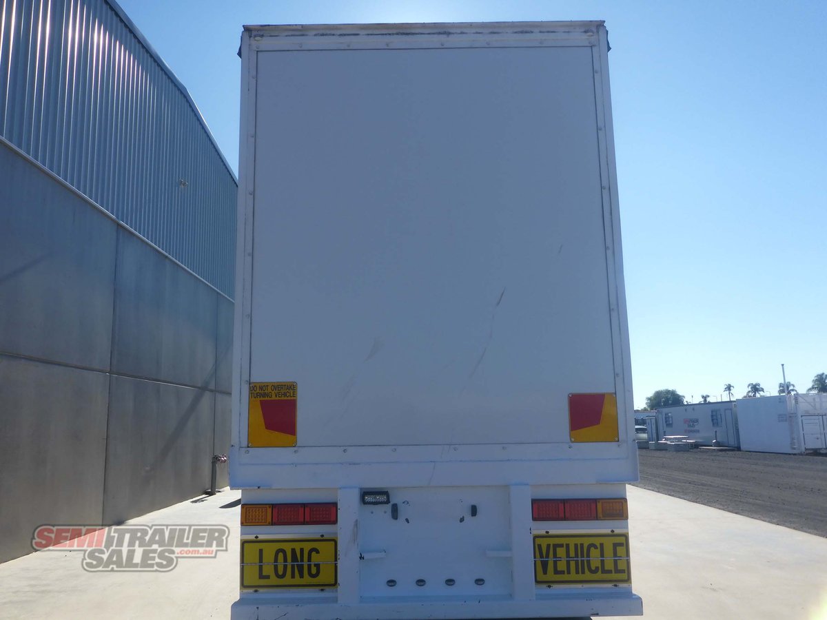 FREIGHTER CURTAINSIDER TRAILER