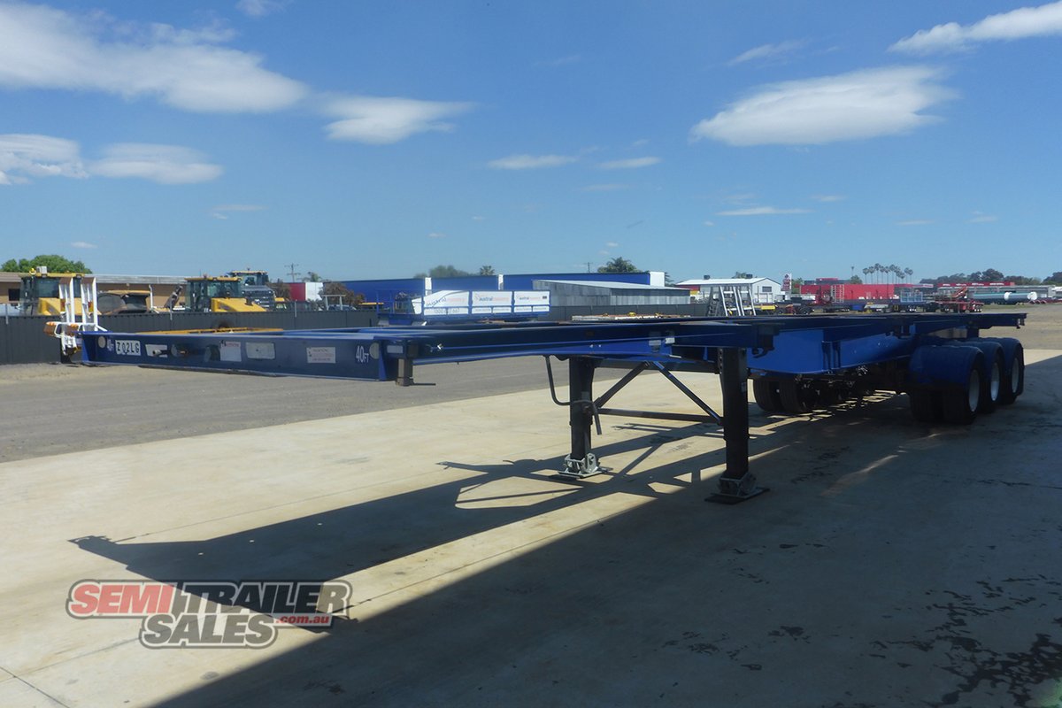 BARKER SKEL TRAILER
