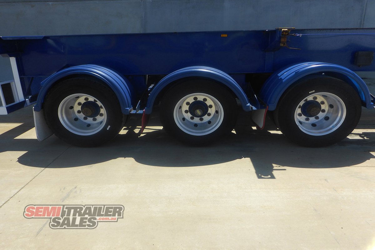 BARKER SKEL TRAILER