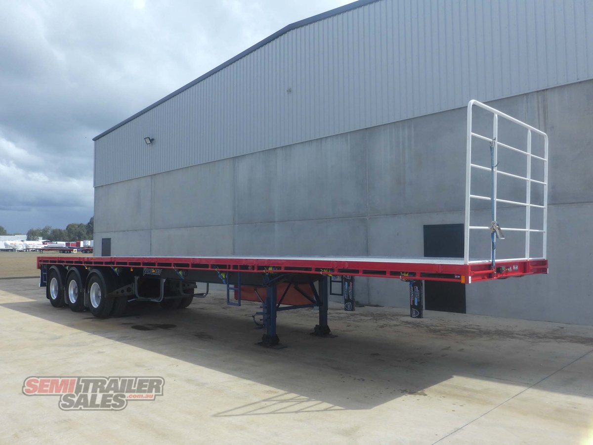 VAWDREY FLAT TOP TRAILER