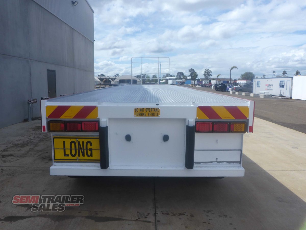 VAWDREY FLAT TOP TRAILER