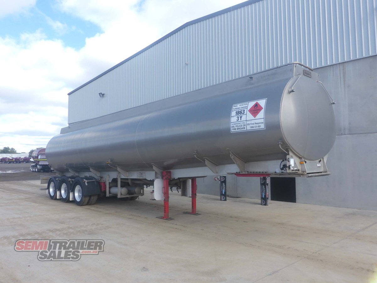 OMEGA TANKER TRAILER
