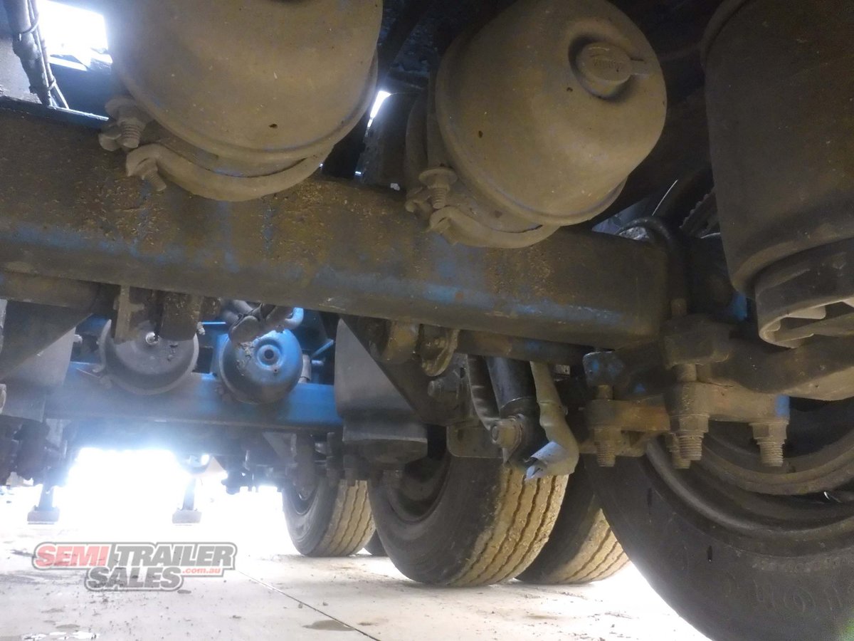 VAWDREY DROP DECK TRAILER