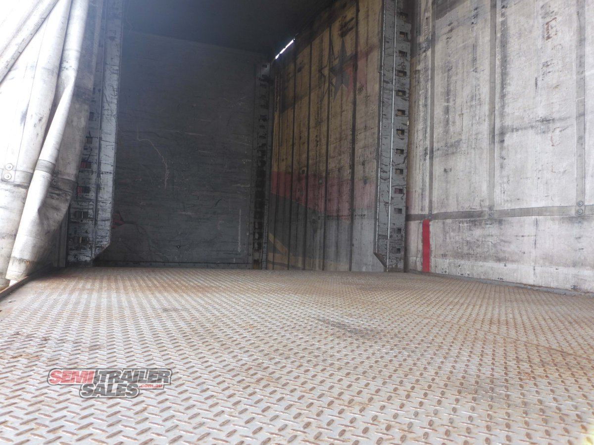 MAXITRANS CURTAINSIDER TRAILER