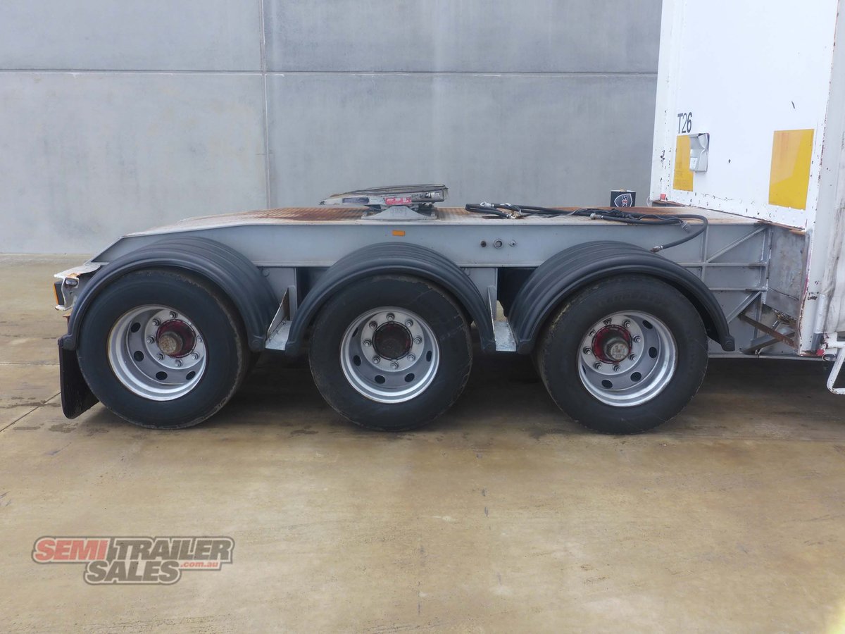 MAXITRANS CURTAINSIDER TRAILER