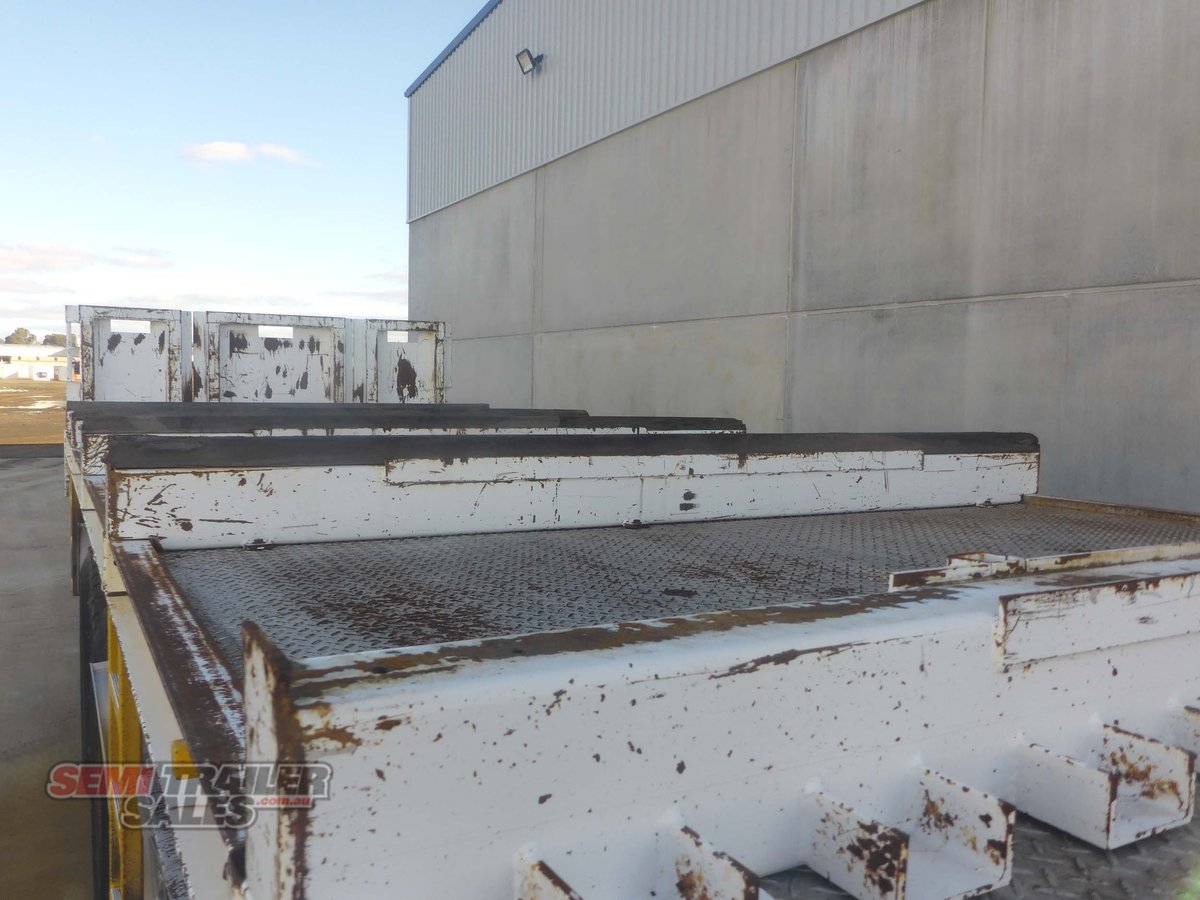 MAXITRANS FLAT TOP TRAILER