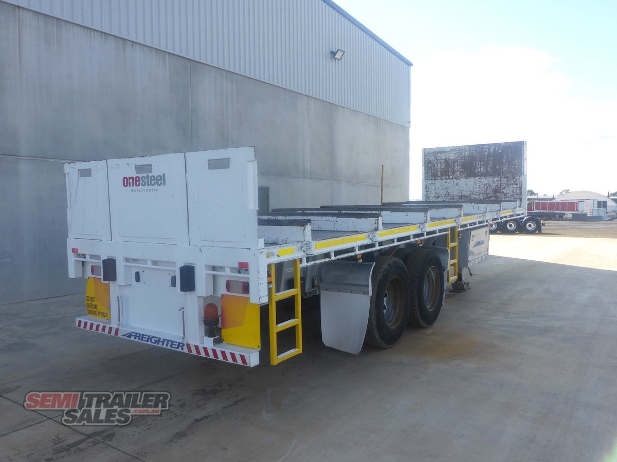 MAXITRANS FLAT TOP TRAILER