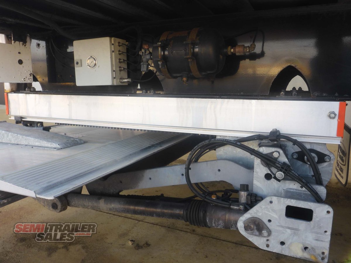 PEKI REFRIGERATED TRAILER