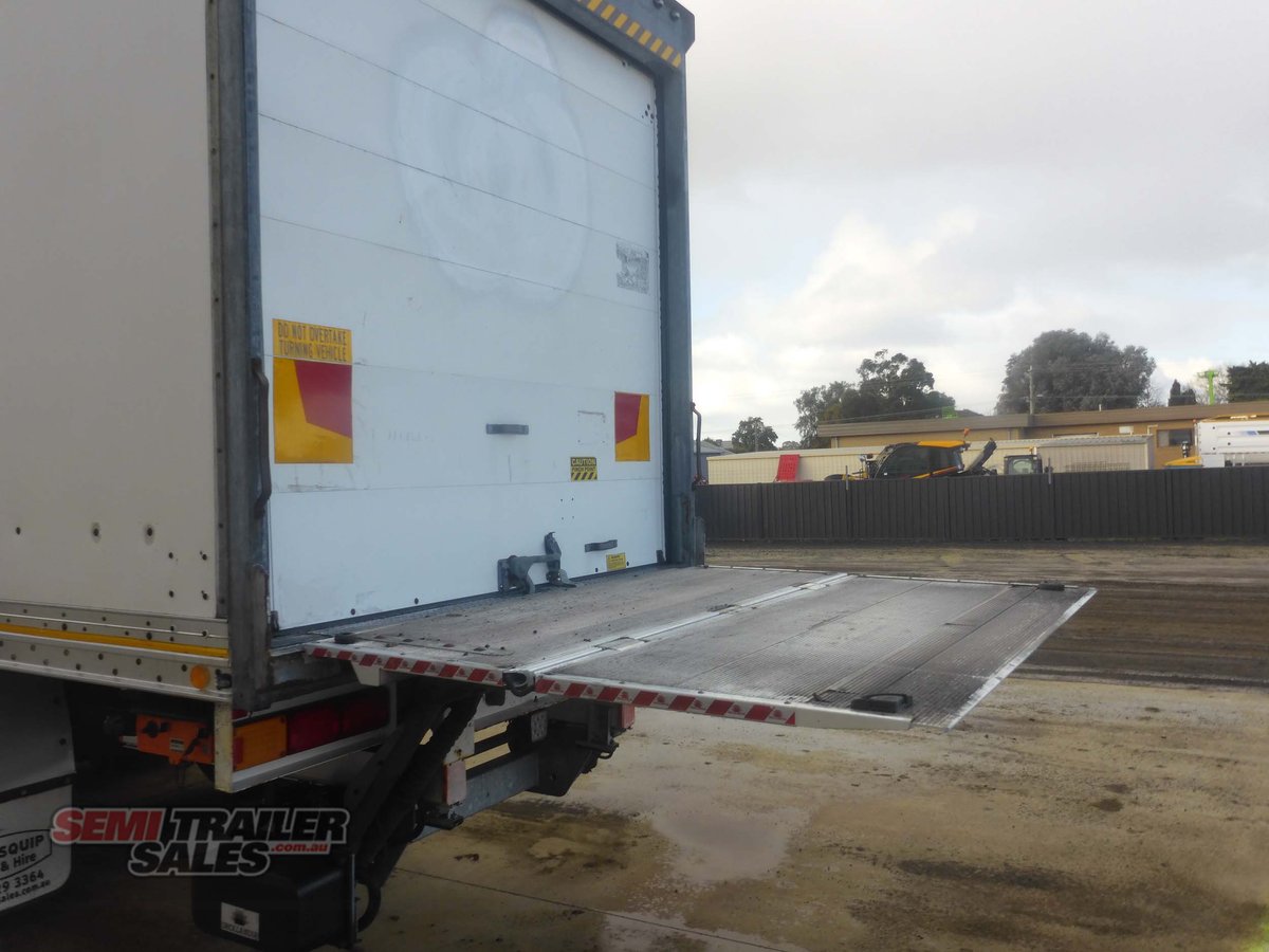 PEKI REFRIGERATED TRAILER