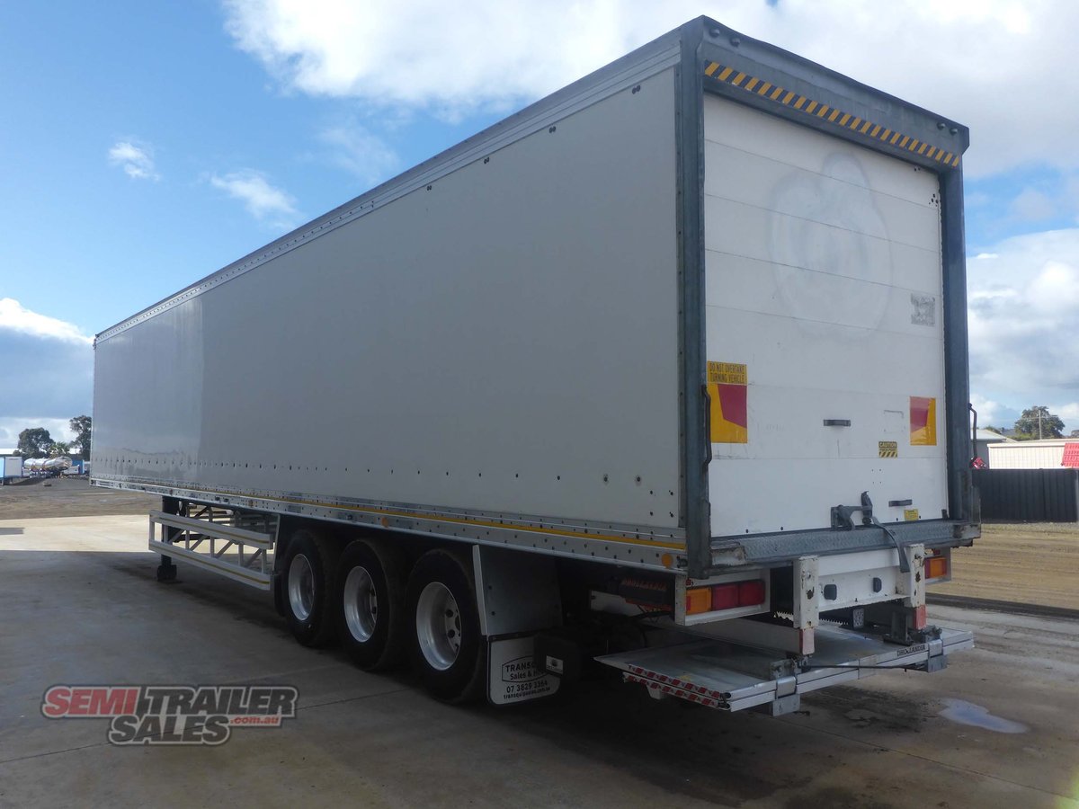 PEKI REFRIGERATED TRAILER