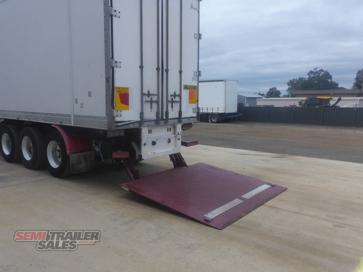 MAXICUBE REFRIGERATED TRAILER