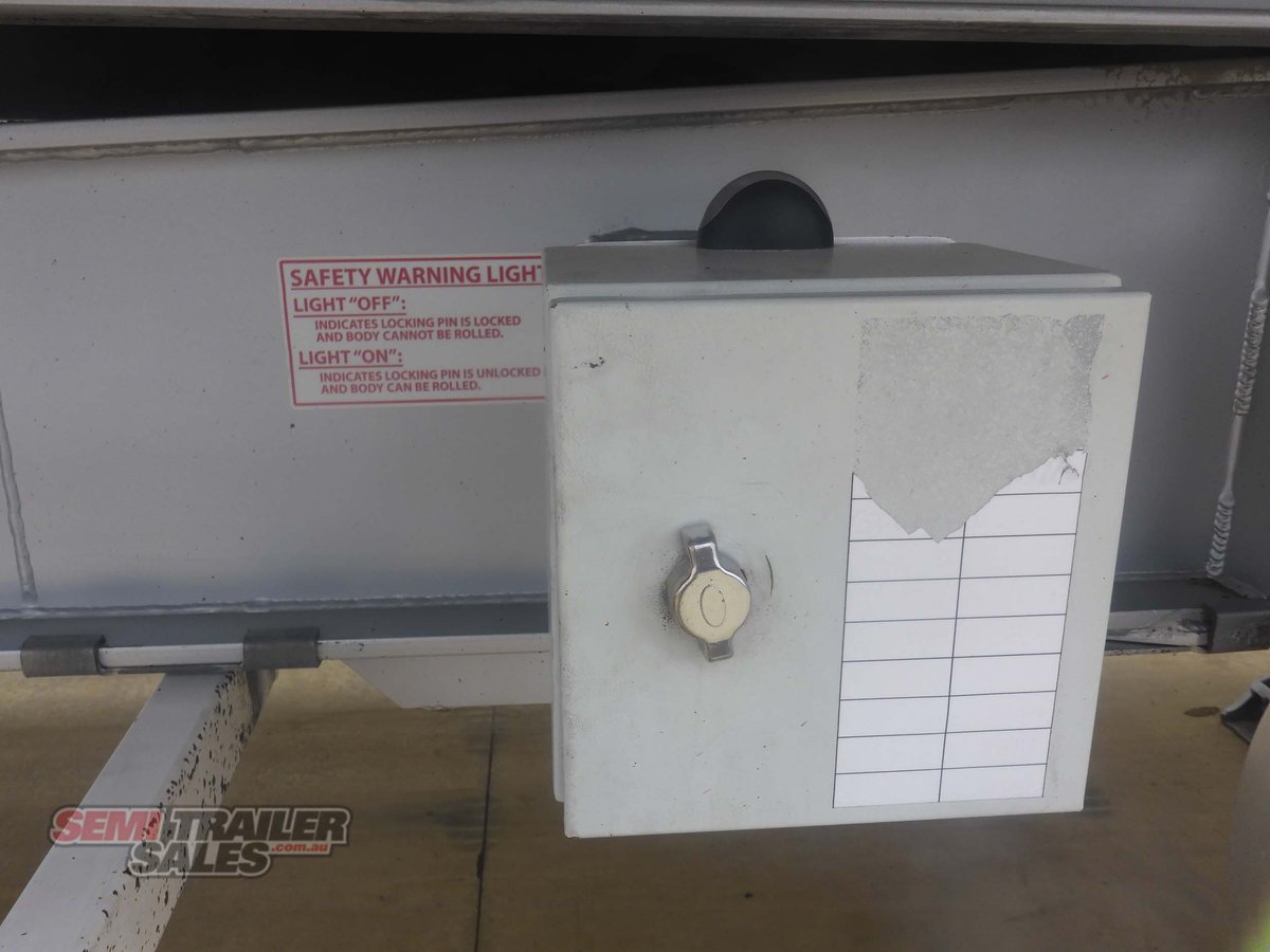 VAWDREY REFRIGERATED TRAILER
