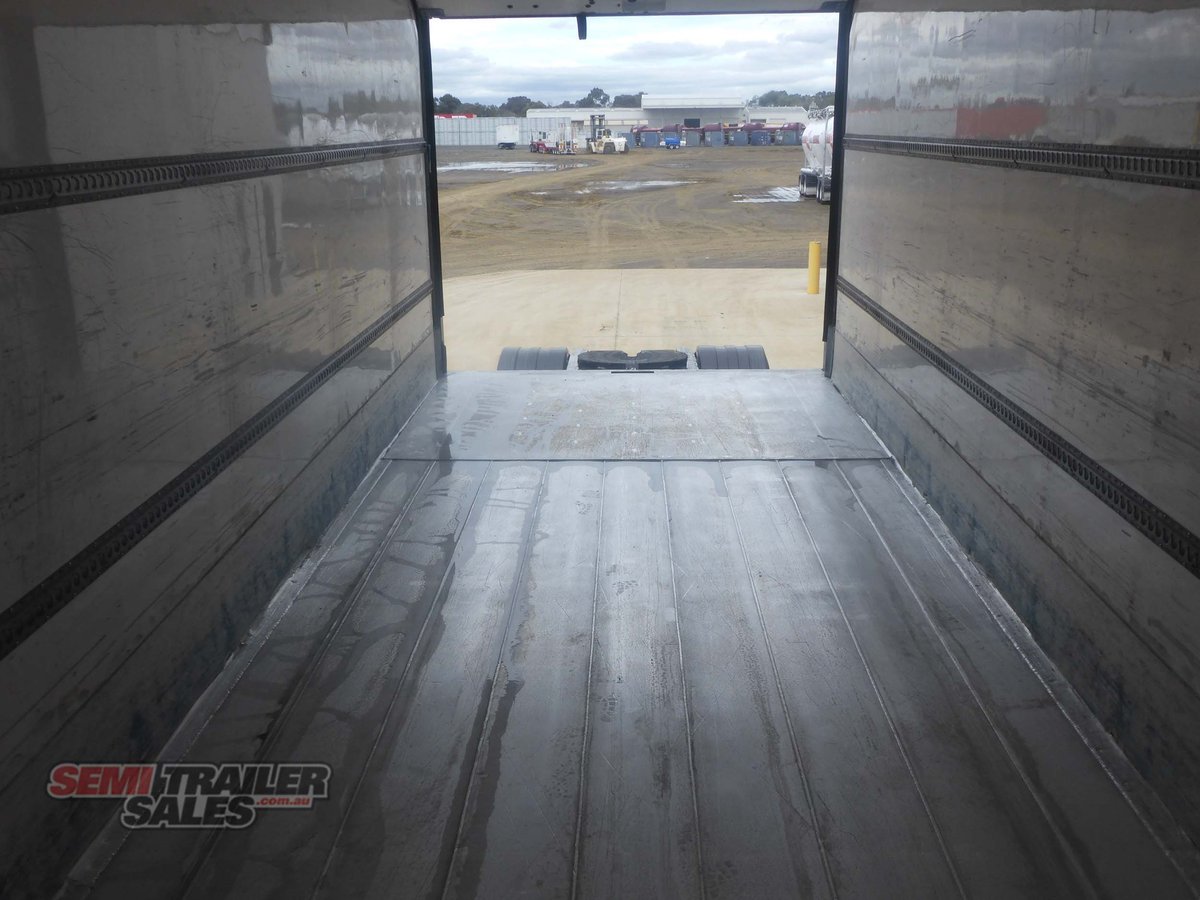 VAWDREY REFRIGERATED TRAILER