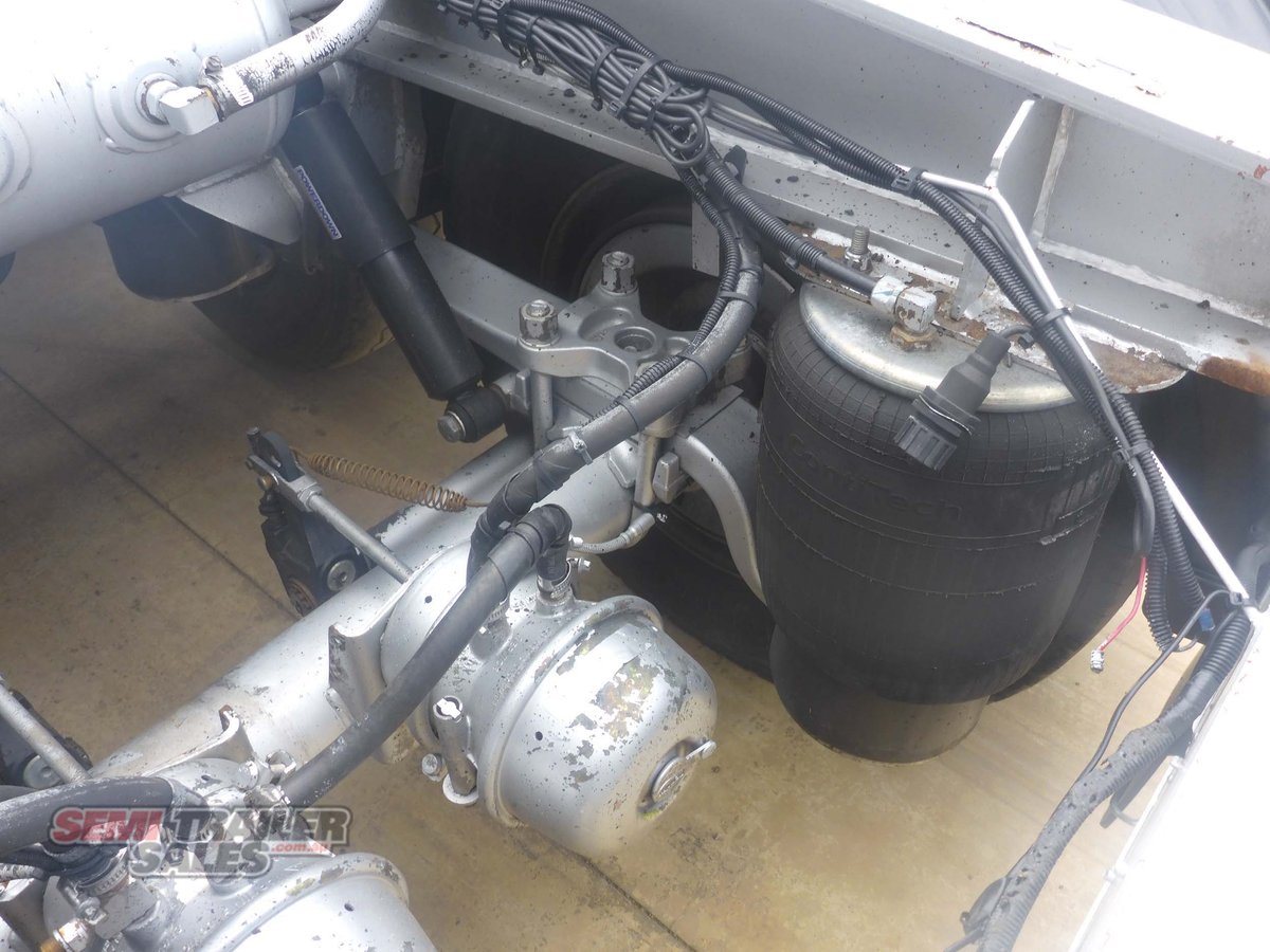 VAWDREY REFRIGERATED TRAILER