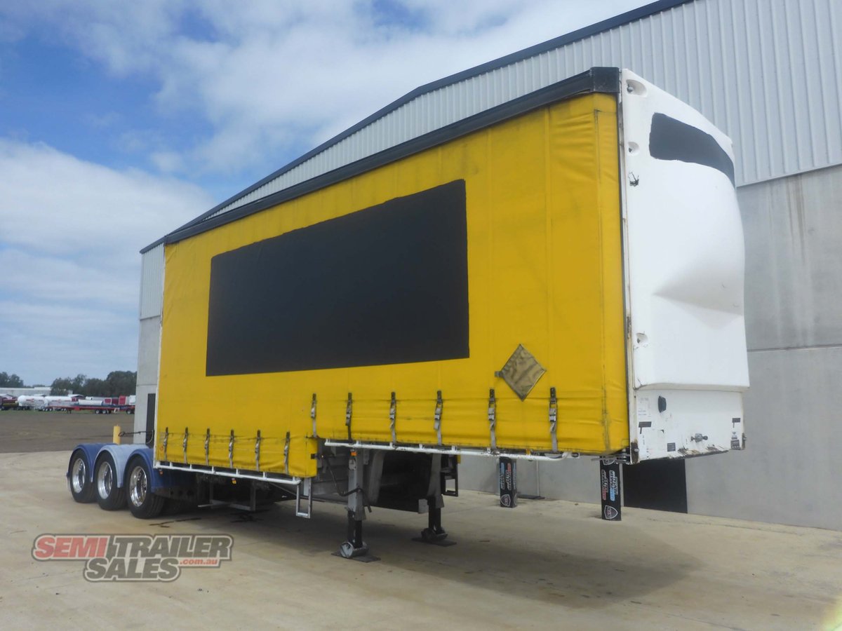 VAWDREY CURTAINSIDER TRAILER