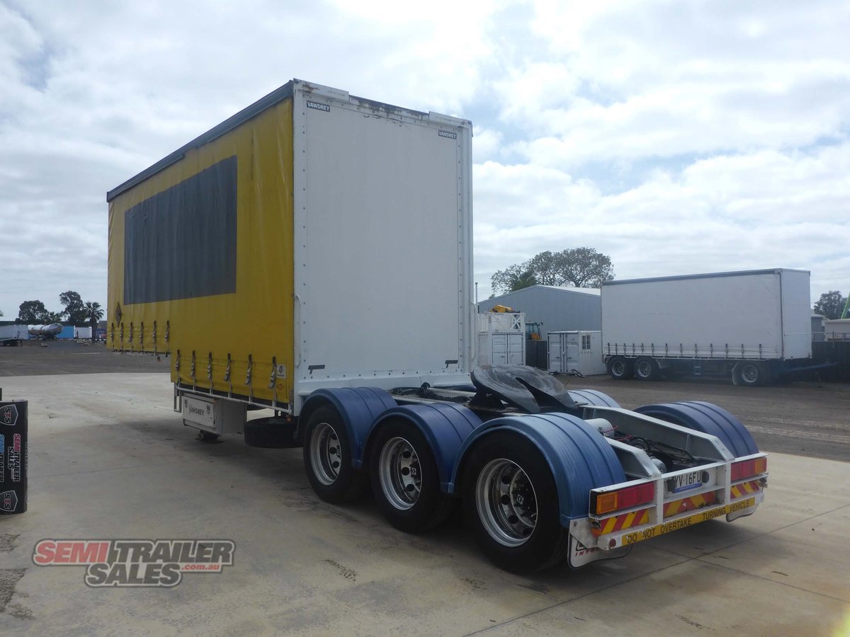 VAWDREY CURTAINSIDER TRAILER