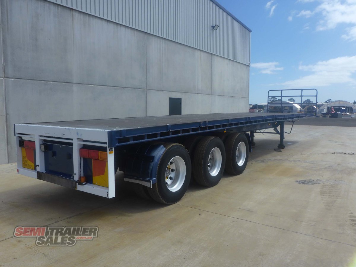 VAWDREY FLAT TOP TRAILER