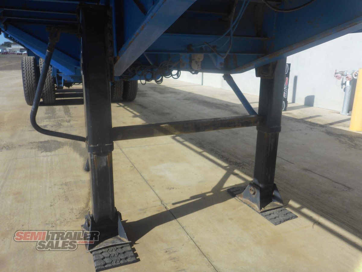 FRUEHAUF FLAT TOP TRAILER