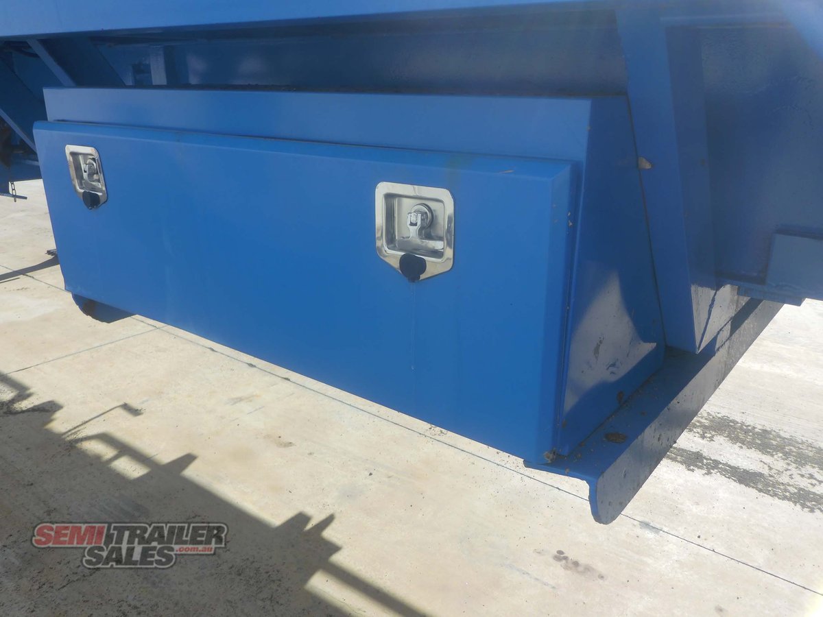 FRUEHAUF FLAT TOP TRAILER