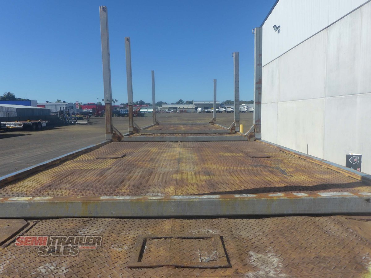 FRUEHAUF FLAT TOP TRAILER