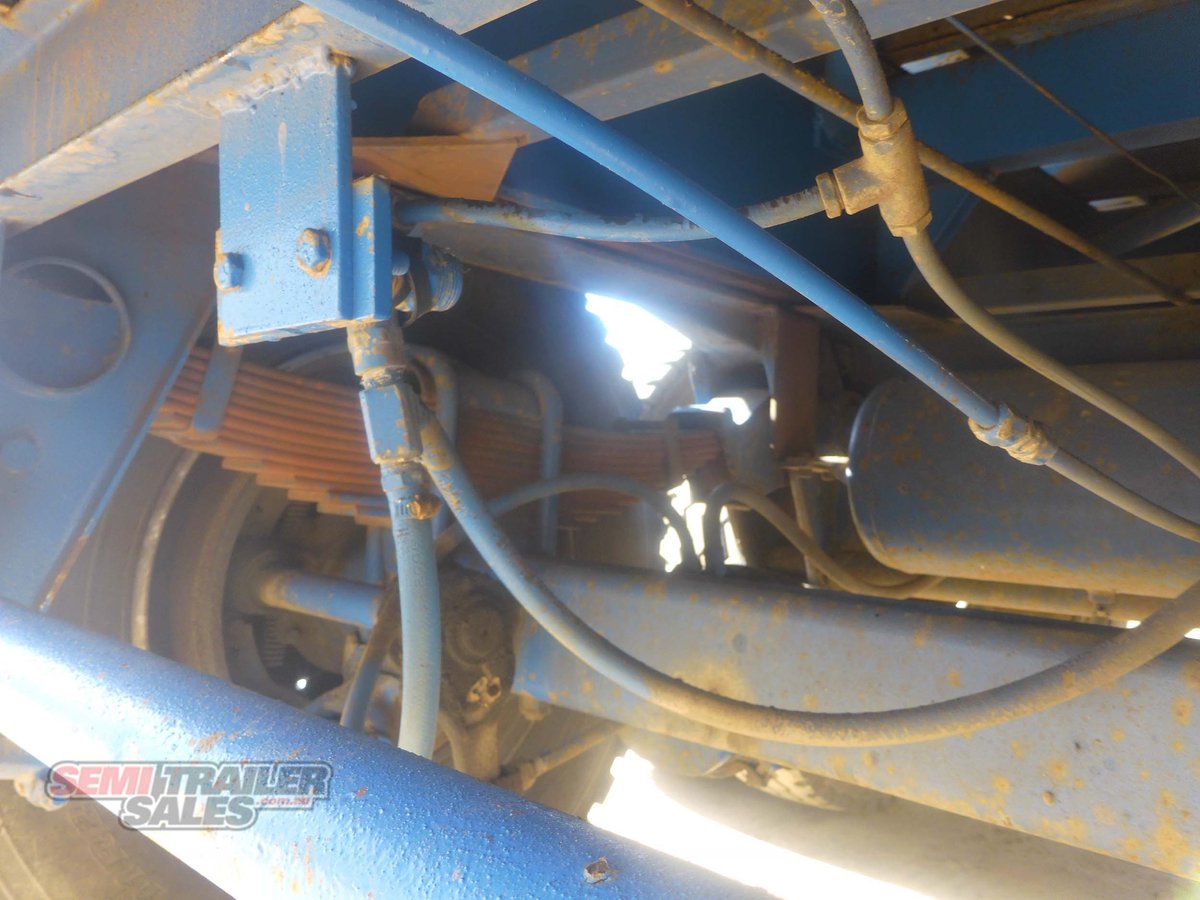 FRUEHAUF FLAT TOP TRAILER