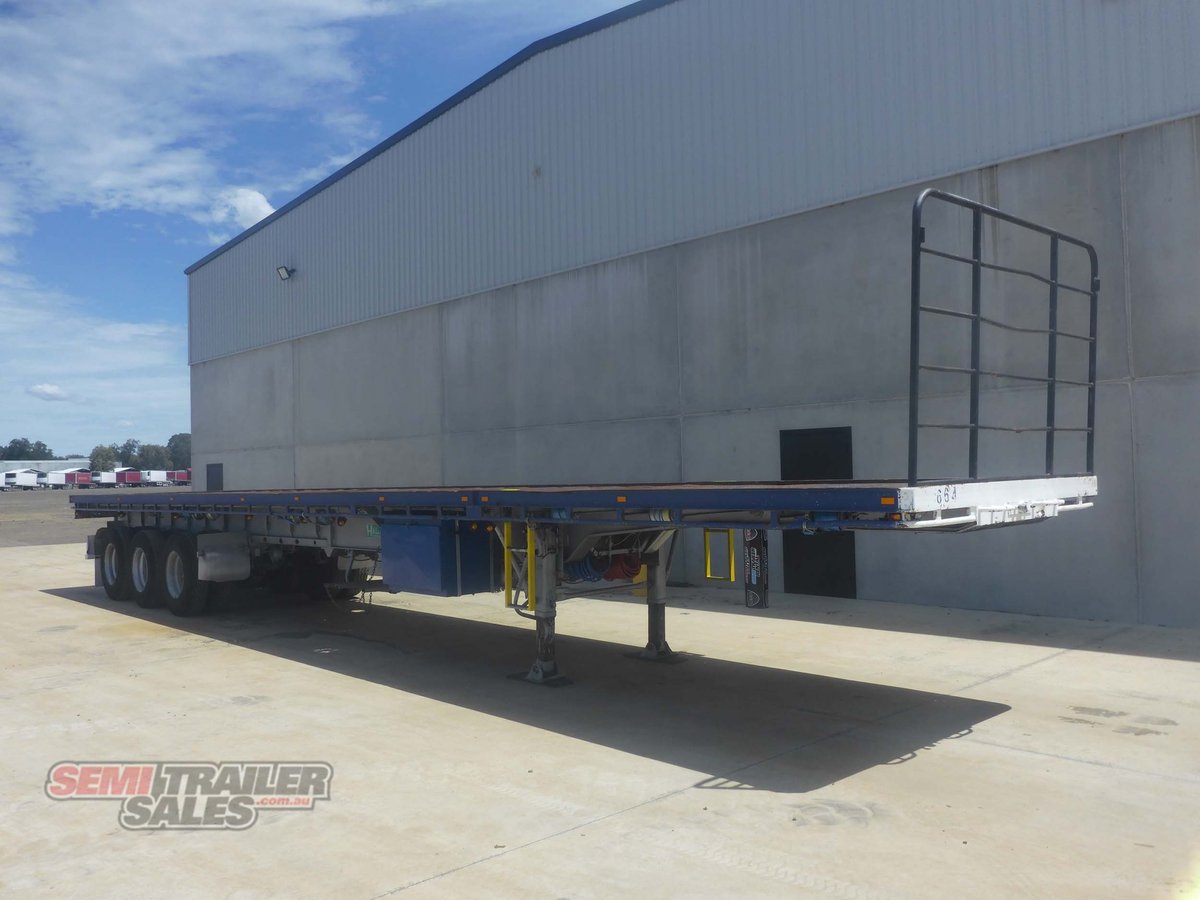 HAULMARK A TRAILER