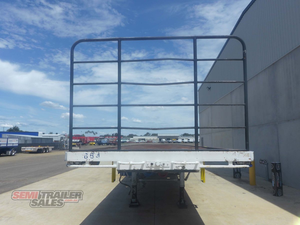 HAULMARK A TRAILER