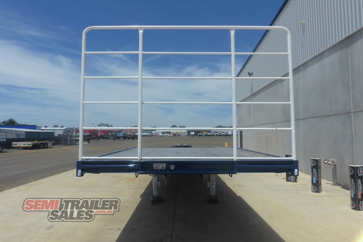 MAXITRANS DROP DECK TRAILER