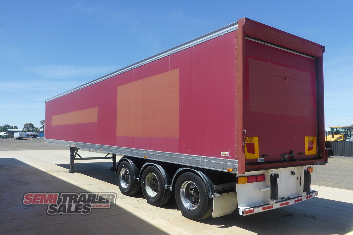 MAXITRANS PANTECH TRAILER