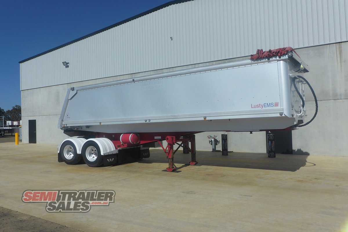 LUSTY TIPPER TRAILER