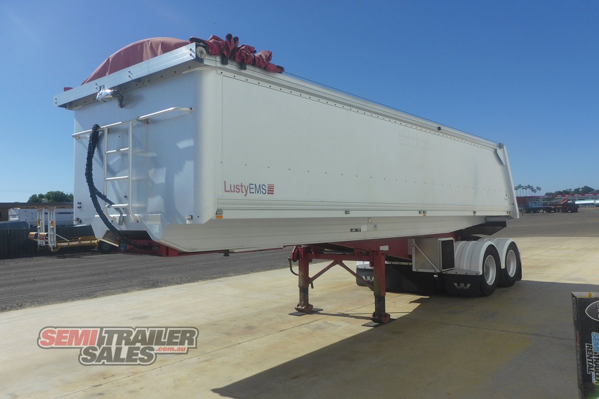 LUSTY TIPPER TRAILER