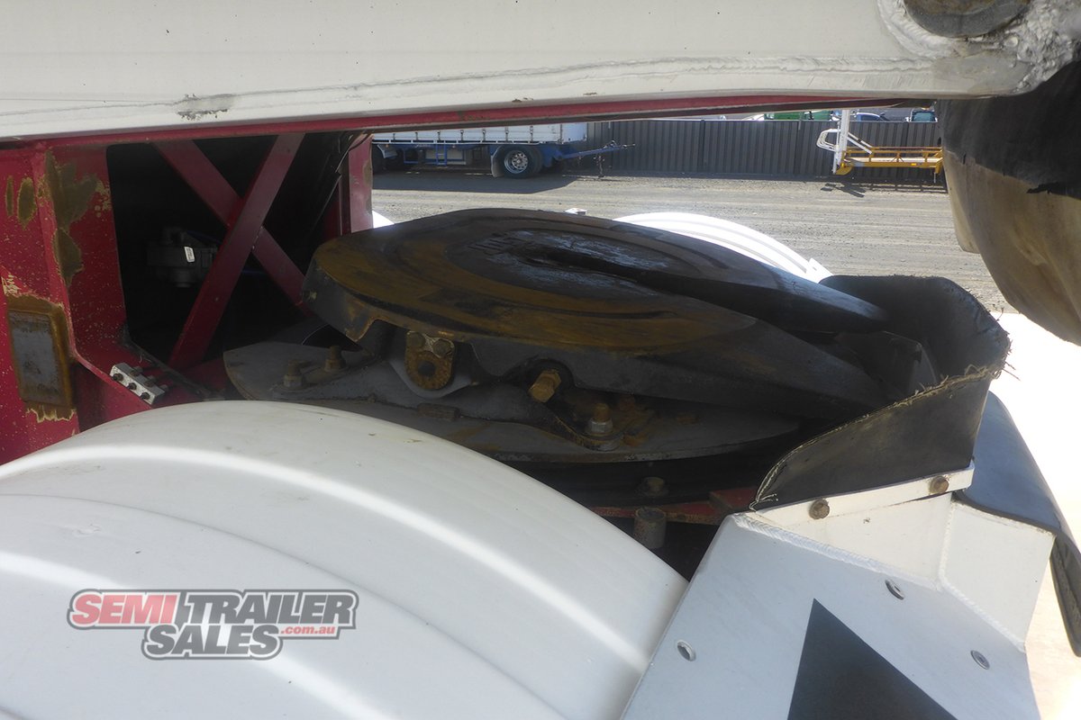 LUSTY TIPPER TRAILER