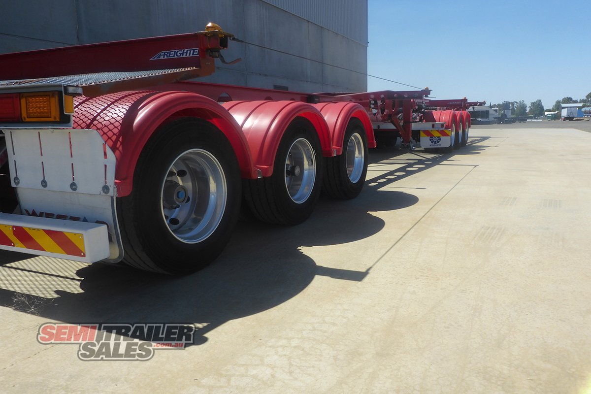 MAXITRANS SKEL TRAILER