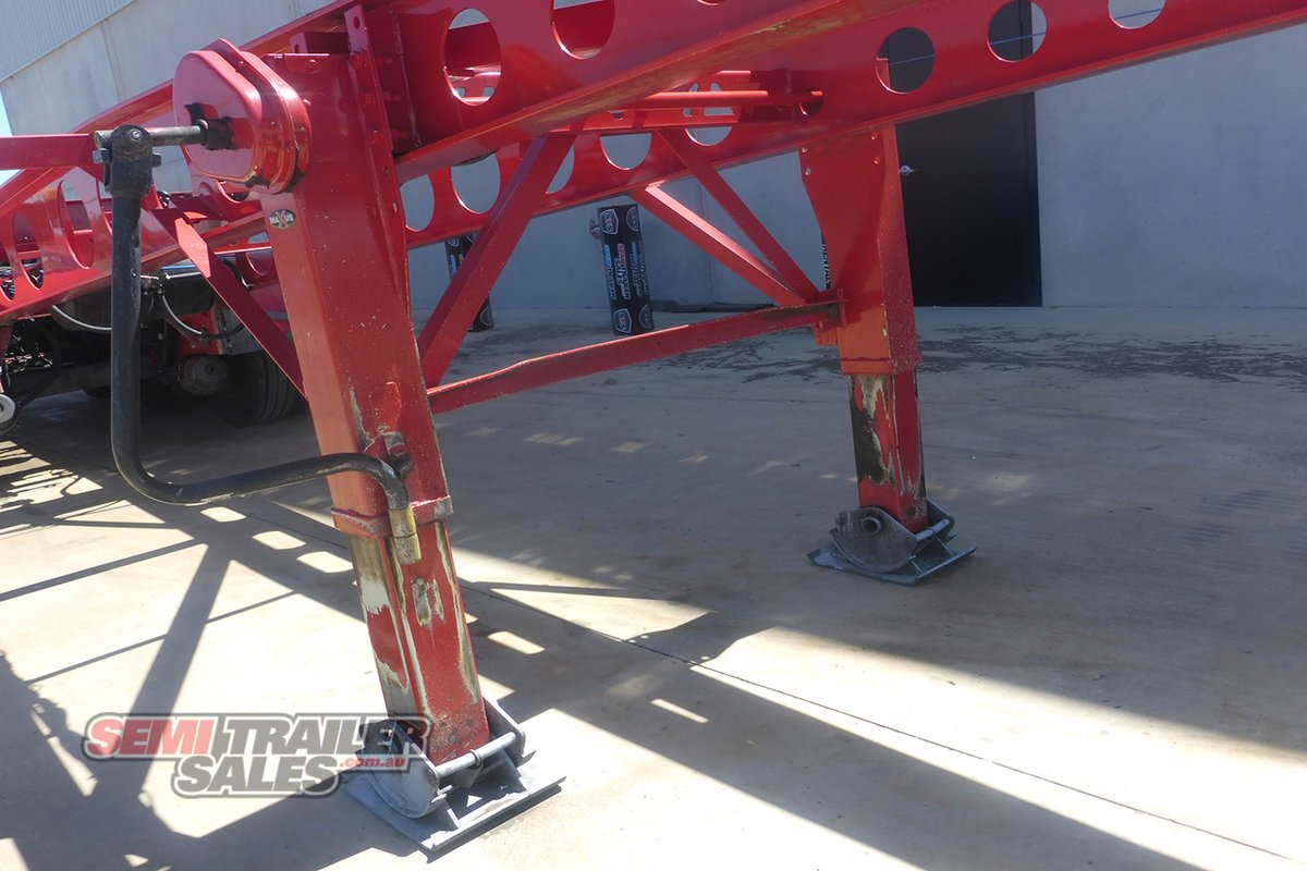 MAXITRANS SKEL TRAILER