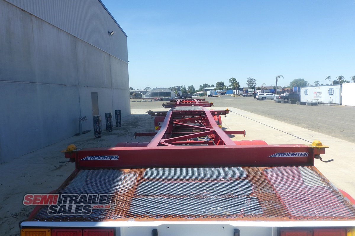 MAXITRANS SKEL TRAILER