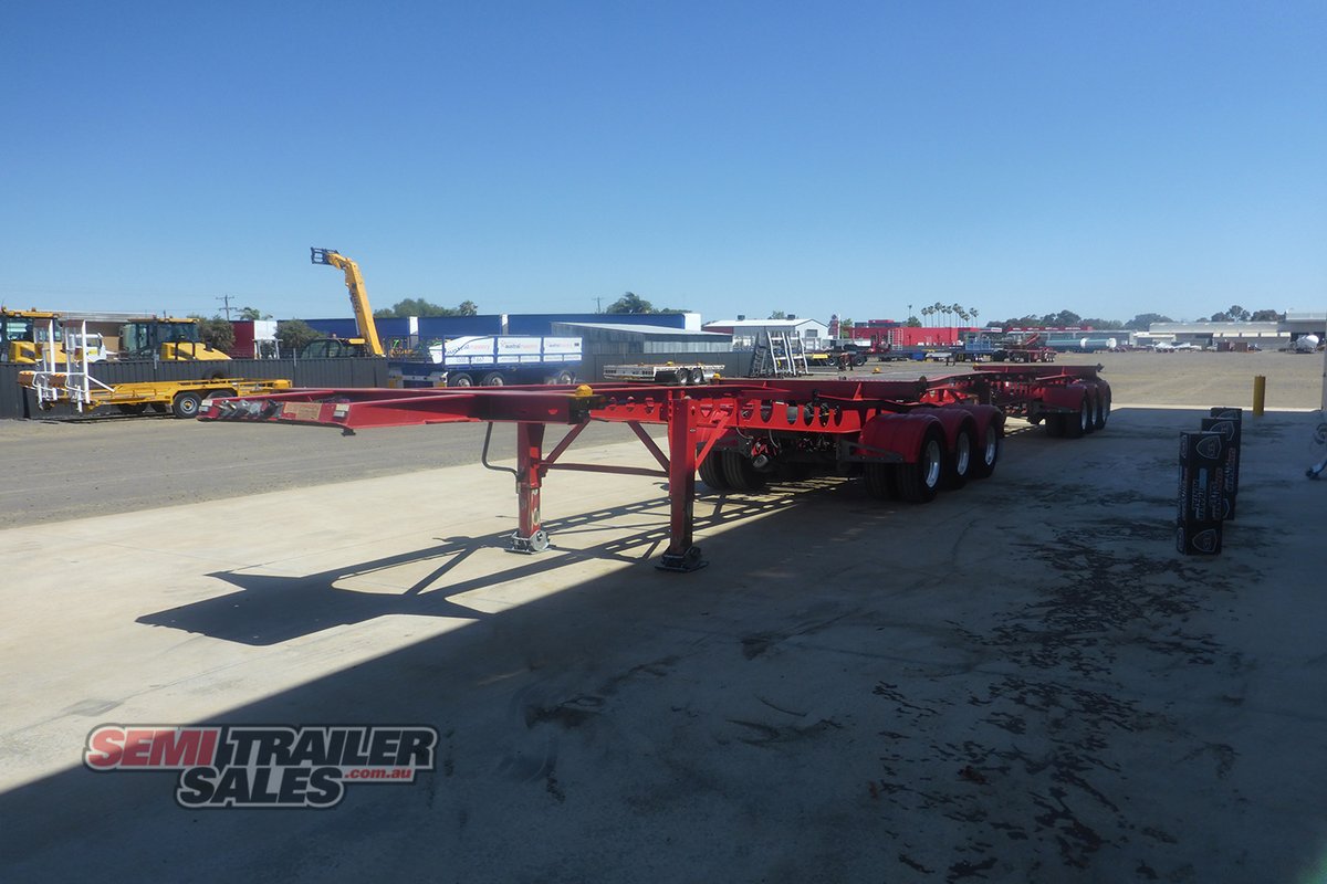 MAXITRANS SKEL TRAILER