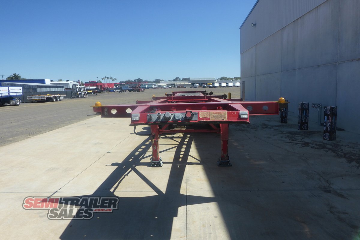MAXITRANS SKEL TRAILER