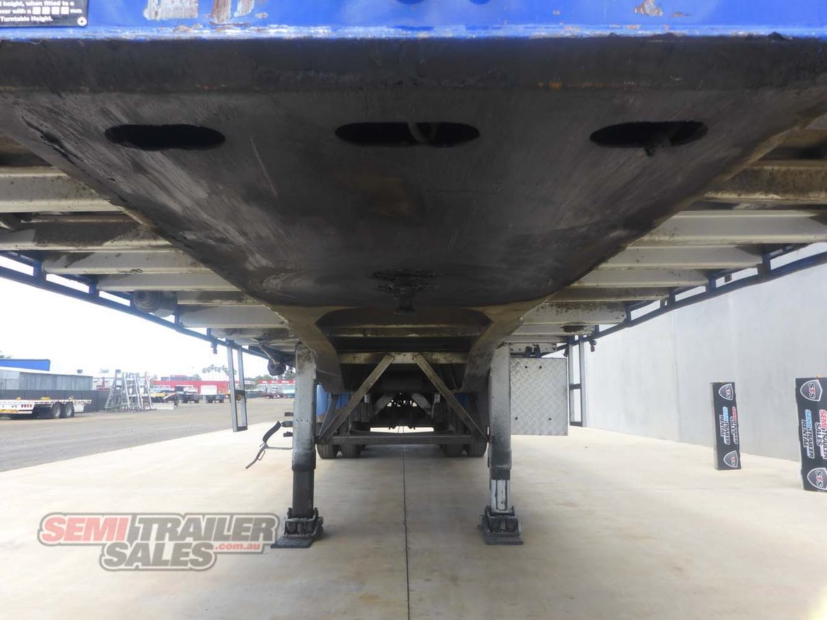 VAWDREY CURTAINSIDER TRAILER