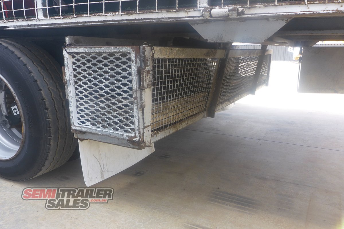 HAULMARK FLAT TOP TRAILER