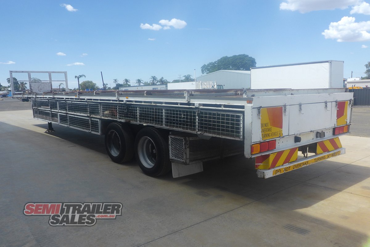 HAULMARK FLAT TOP TRAILER