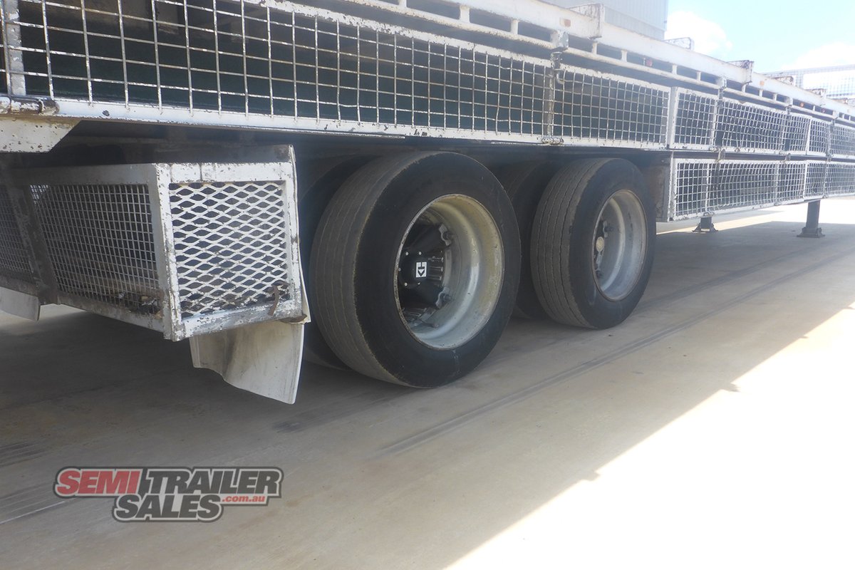 HAULMARK FLAT TOP TRAILER