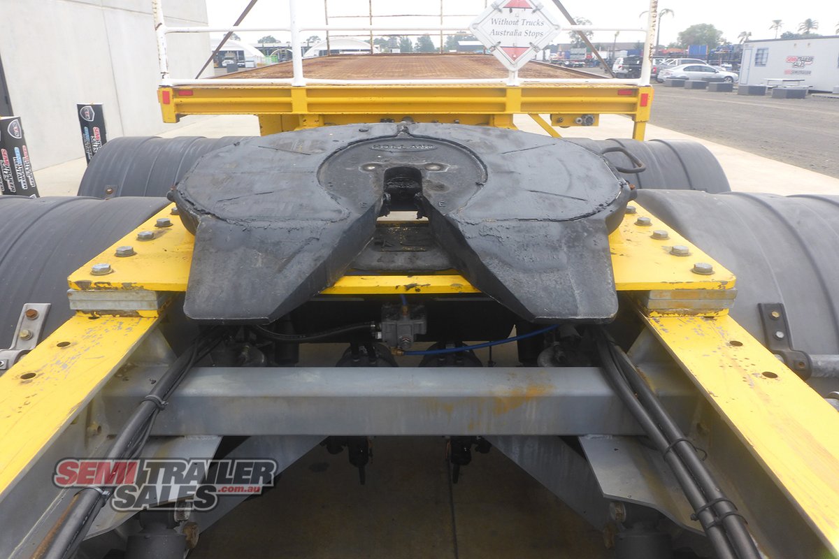 KRUEGER FLAT TOP TRAILER