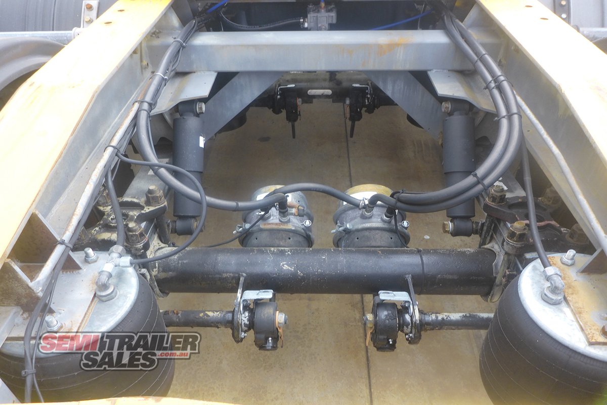 KRUEGER FLAT TOP TRAILER