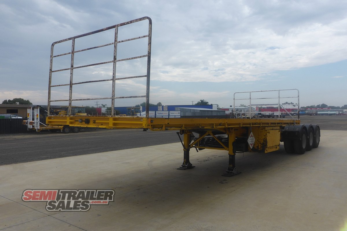 KRUEGER FLAT TOP TRAILER