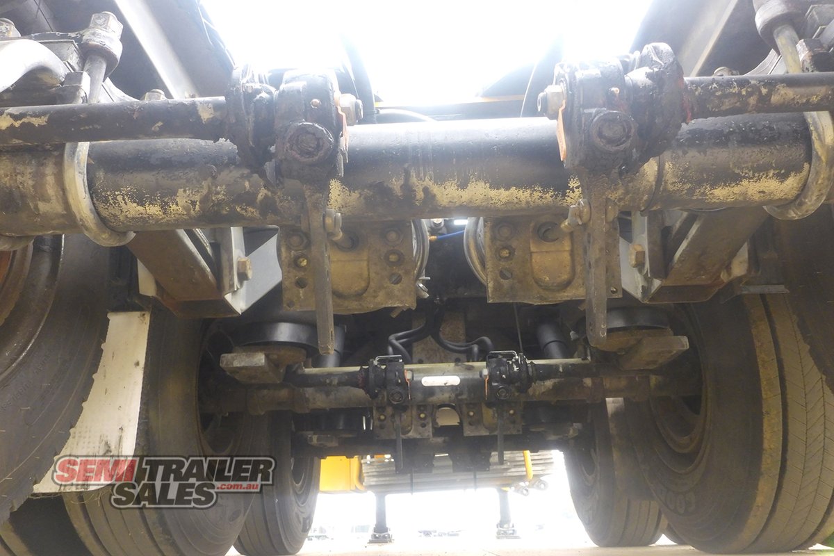 KRUEGER FLAT TOP TRAILER