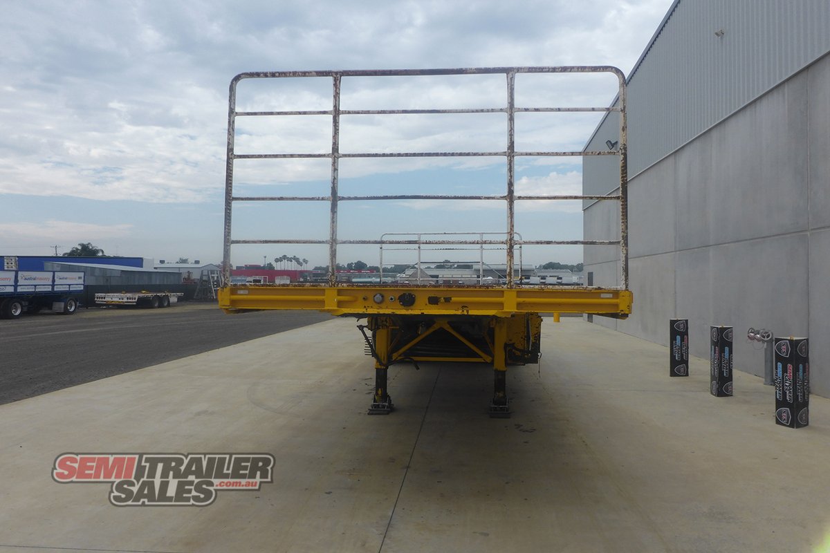 KRUEGER FLAT TOP TRAILER